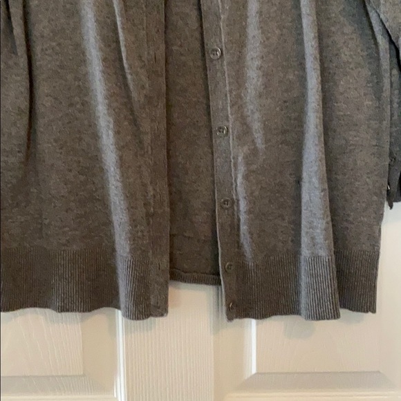 Sweater - Picture 3 of 5